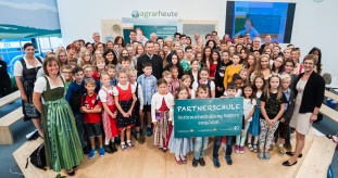 Auszeichnung „Partnerschule Verbraucherbildung Bayern“ vergeben