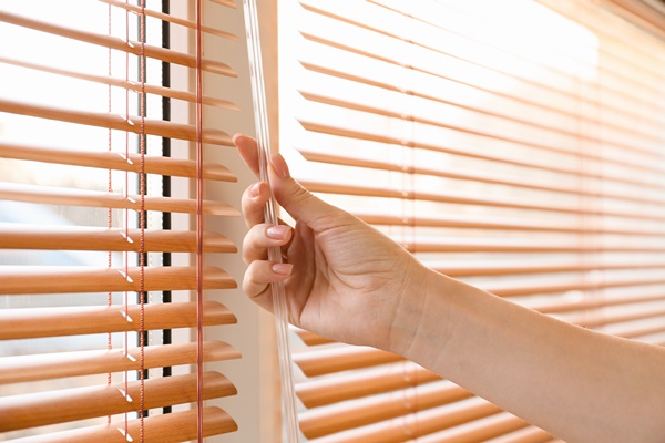 Sieben Tipps zum Hitzeschutz im Home Office