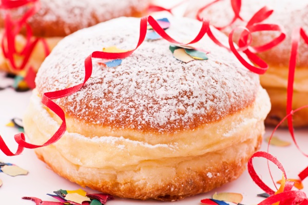 Krapfen und Kücherl richtig frittieren