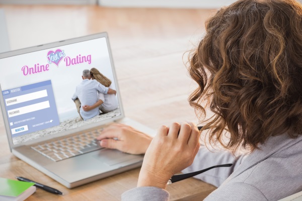 Frühlingsgefühle – worauf achten bei der Online-Partnersuche?