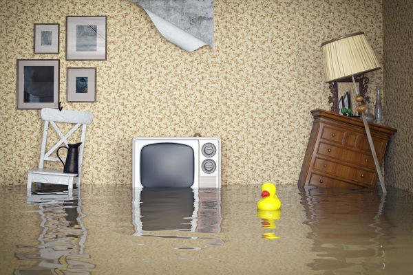 Haus nach Unwetterereignis überschwemmt.