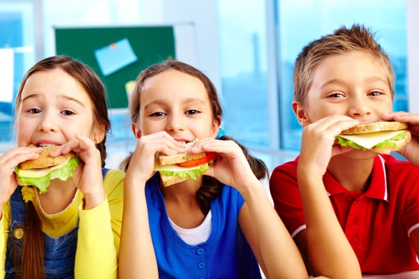 Mit gesunder Ernährung fit durch die Grundschulzeit
