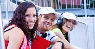 Versicherungen und Altersvorsorge für Azubis und Studenten